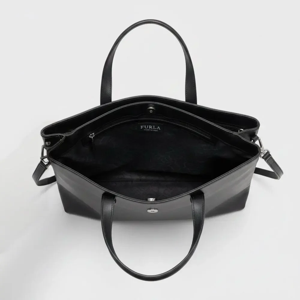 Furla whether your